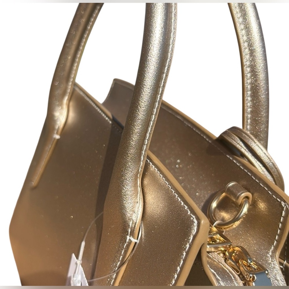 Coach Andrea Gold CarryAll Bag NWT - Picture 5 of 11